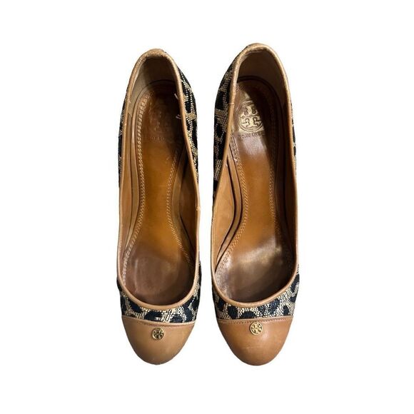 Tory Burch Canvas Animal Print Leather Pumps - Picture 2 of 14